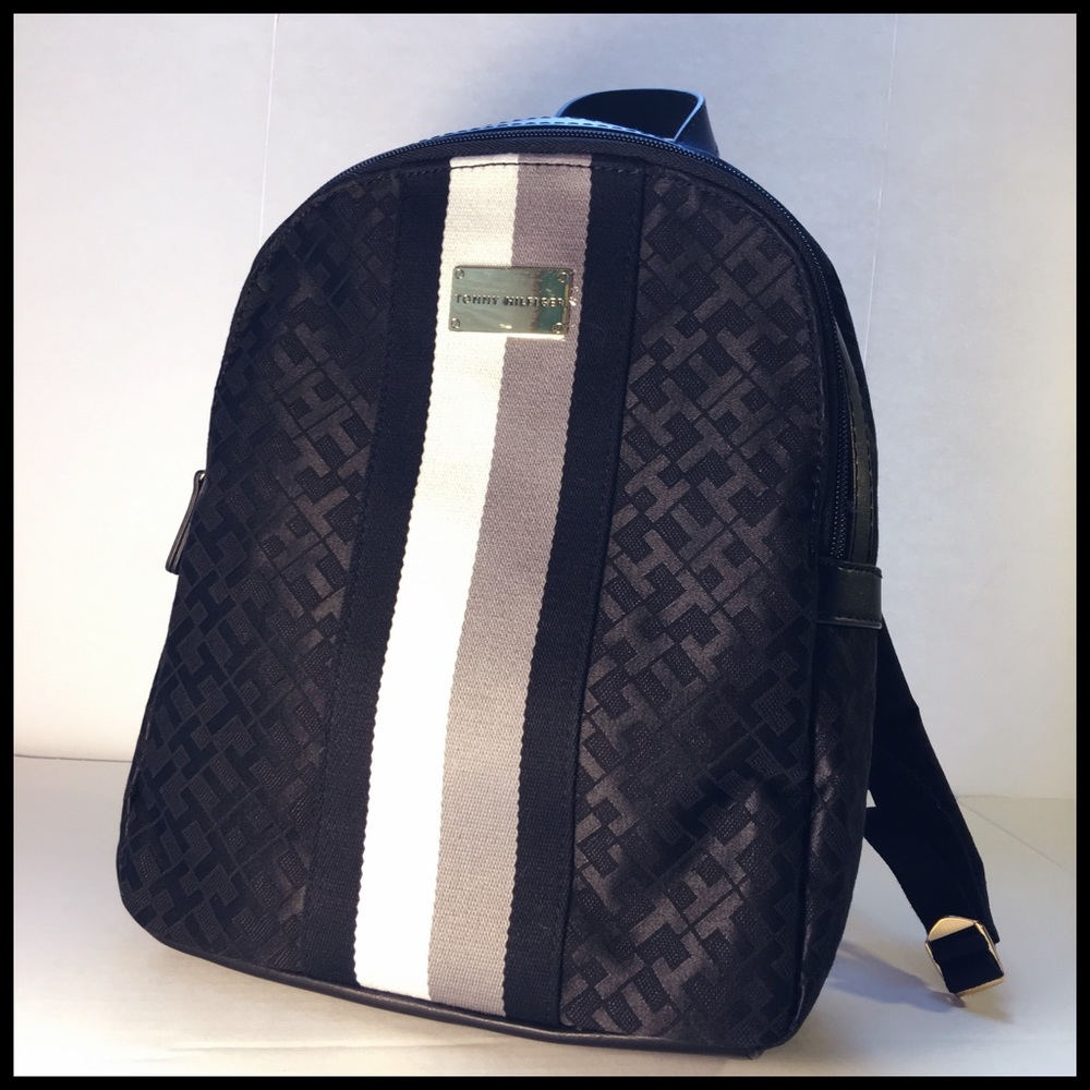 🍍 TRENDING!🍍NWT TOMMY BACKPACK (11.5X9)